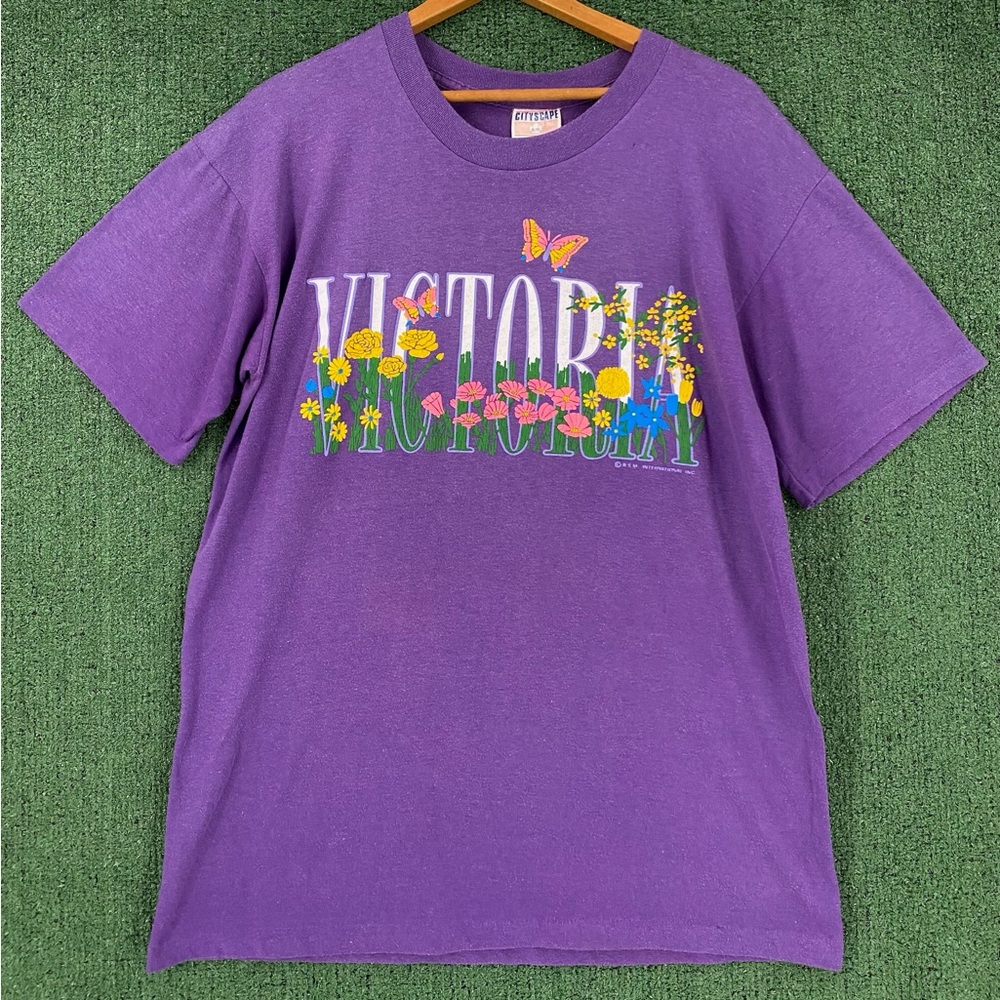 Vintage 80’s Victoria Canada Floral Butterflies Purple T-Shirt Women’s SZ Large